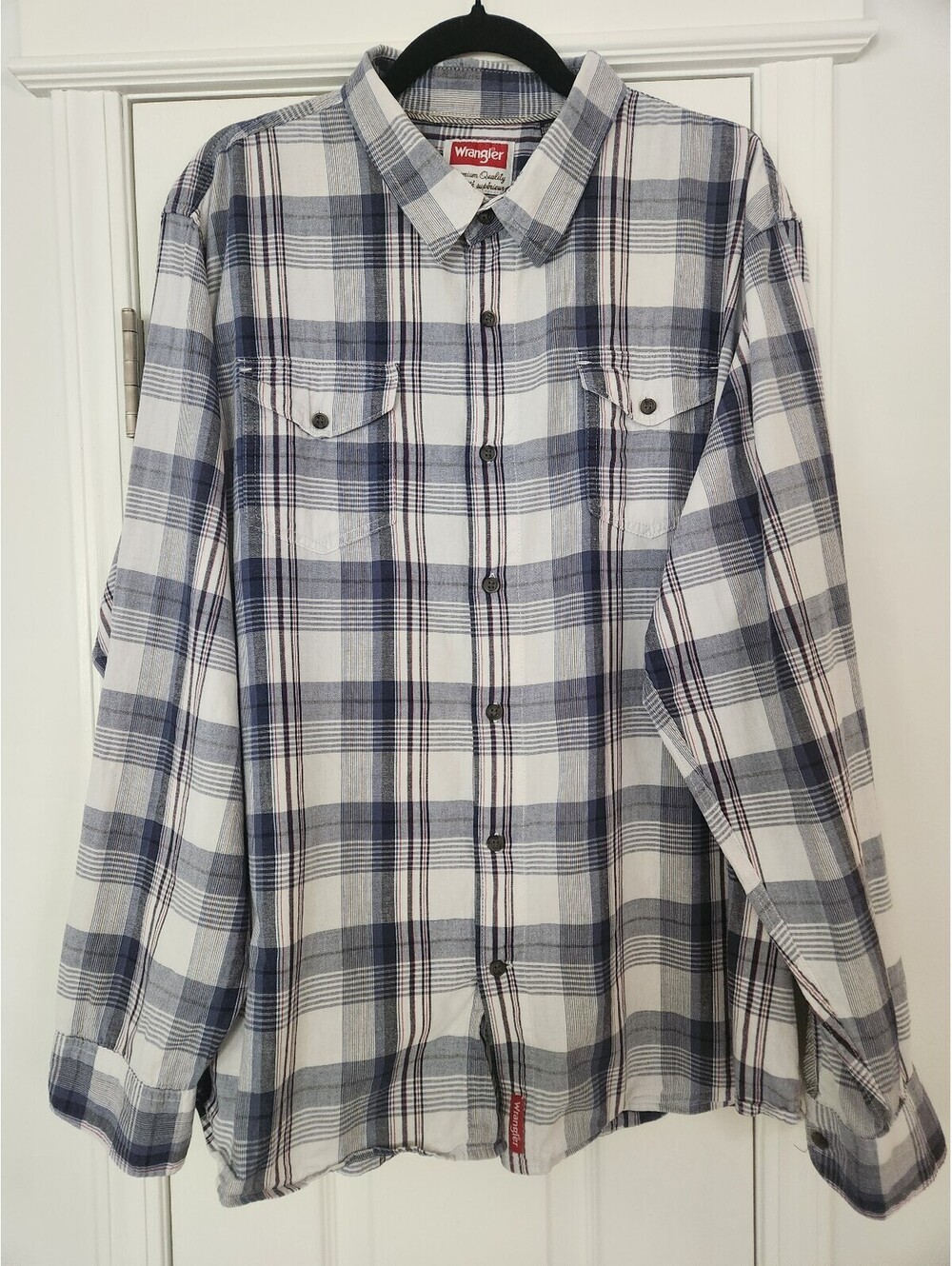Wrangler Men's 100% cotton blue plaid lightweight button up long sleeve size XXL